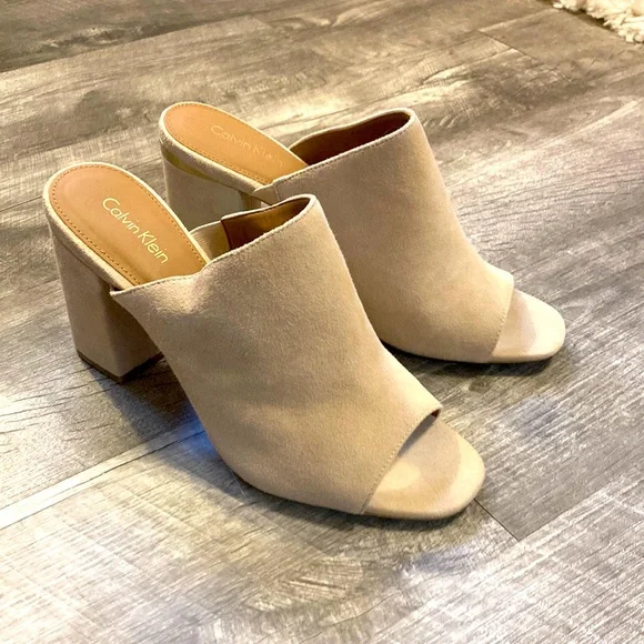 New Calvin Klein Suede Booties - Picture 1 of 4